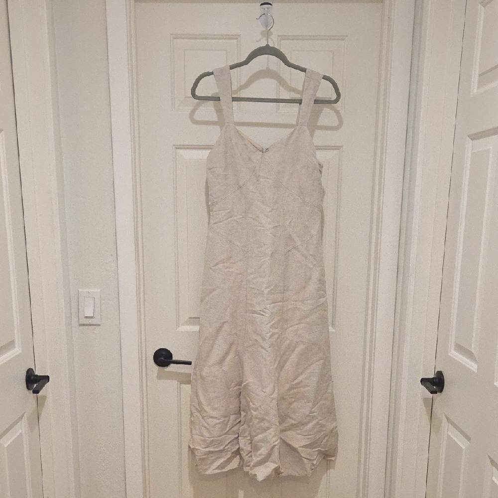 Elegant Cream Sleeveless Dress